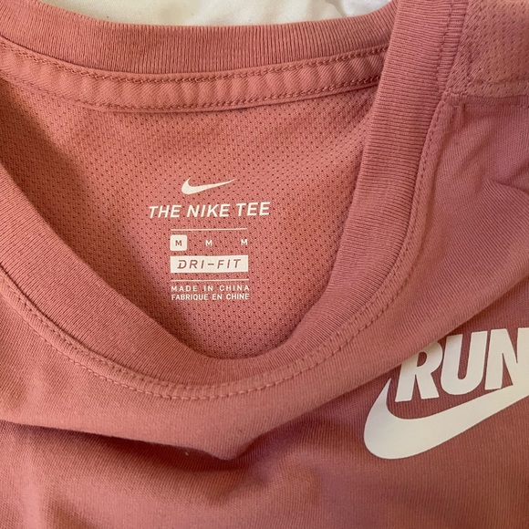 Nike Tank Top - Picture 2 of 3